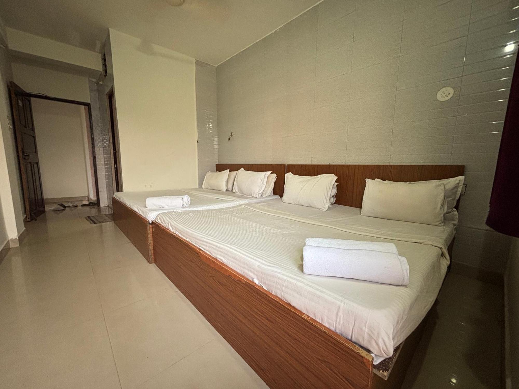 Mehar Rooms Baga Exteriér fotografie