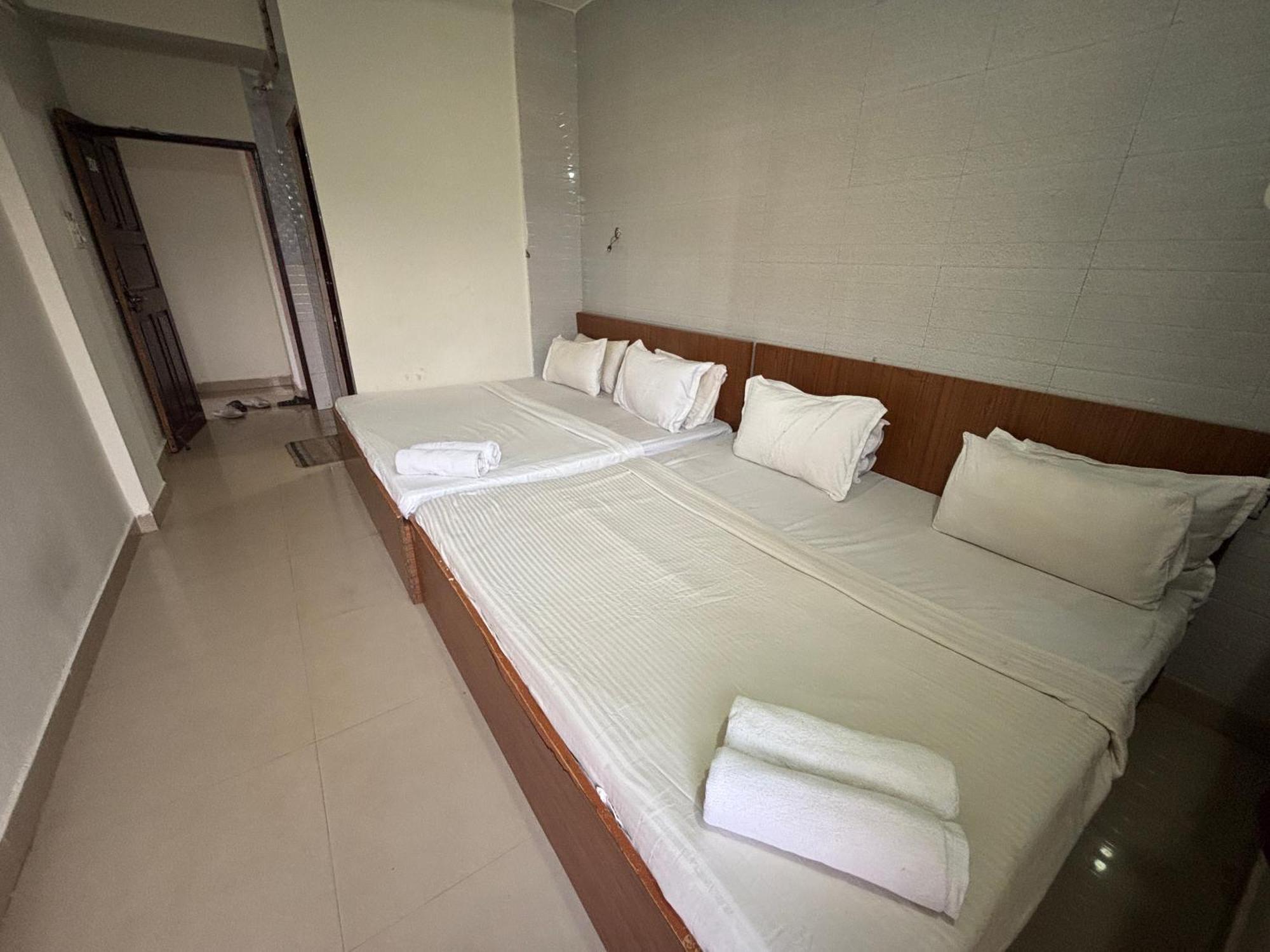 Mehar Rooms Baga Exteriér fotografie