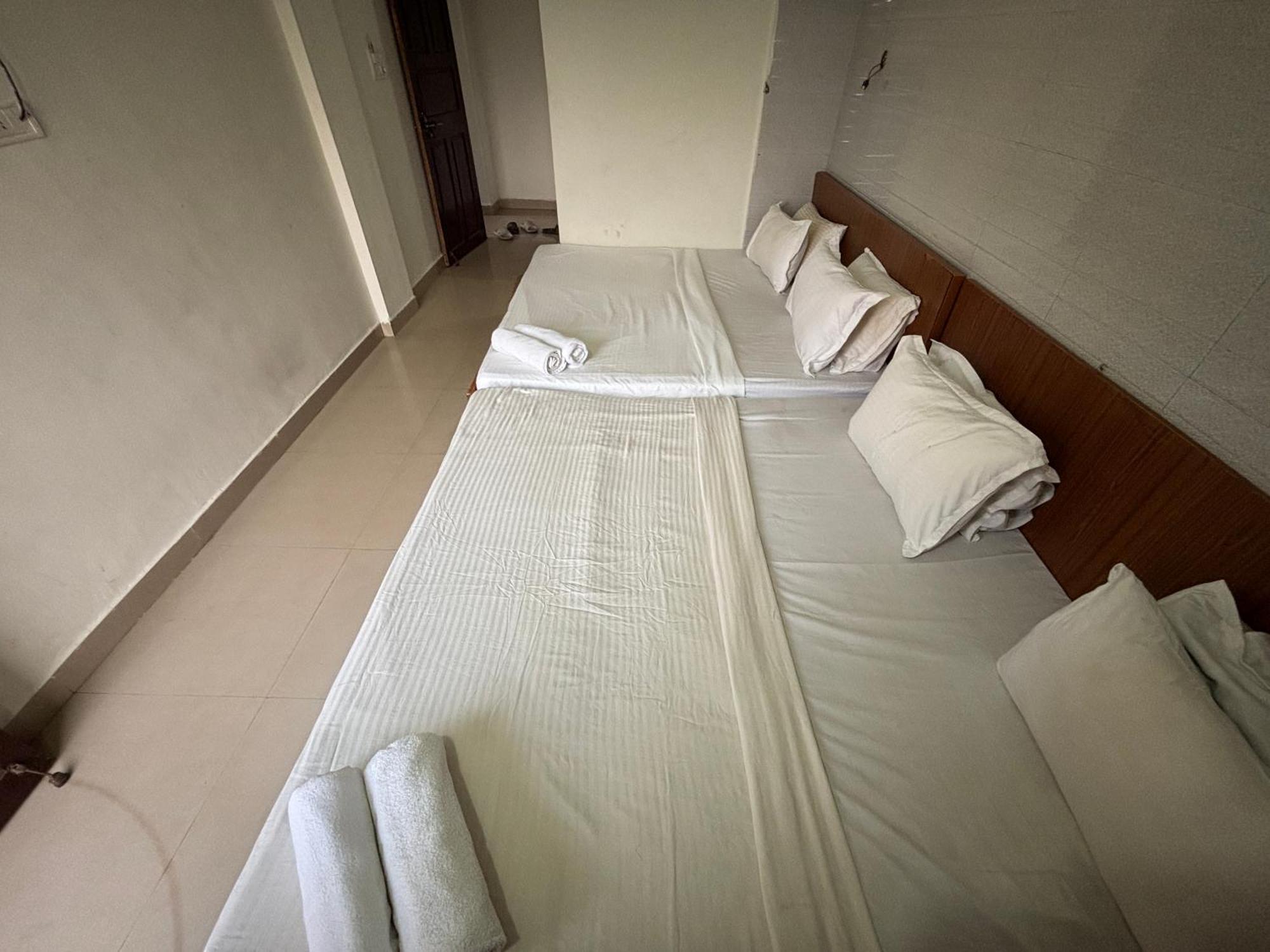 Mehar Rooms Baga Exteriér fotografie