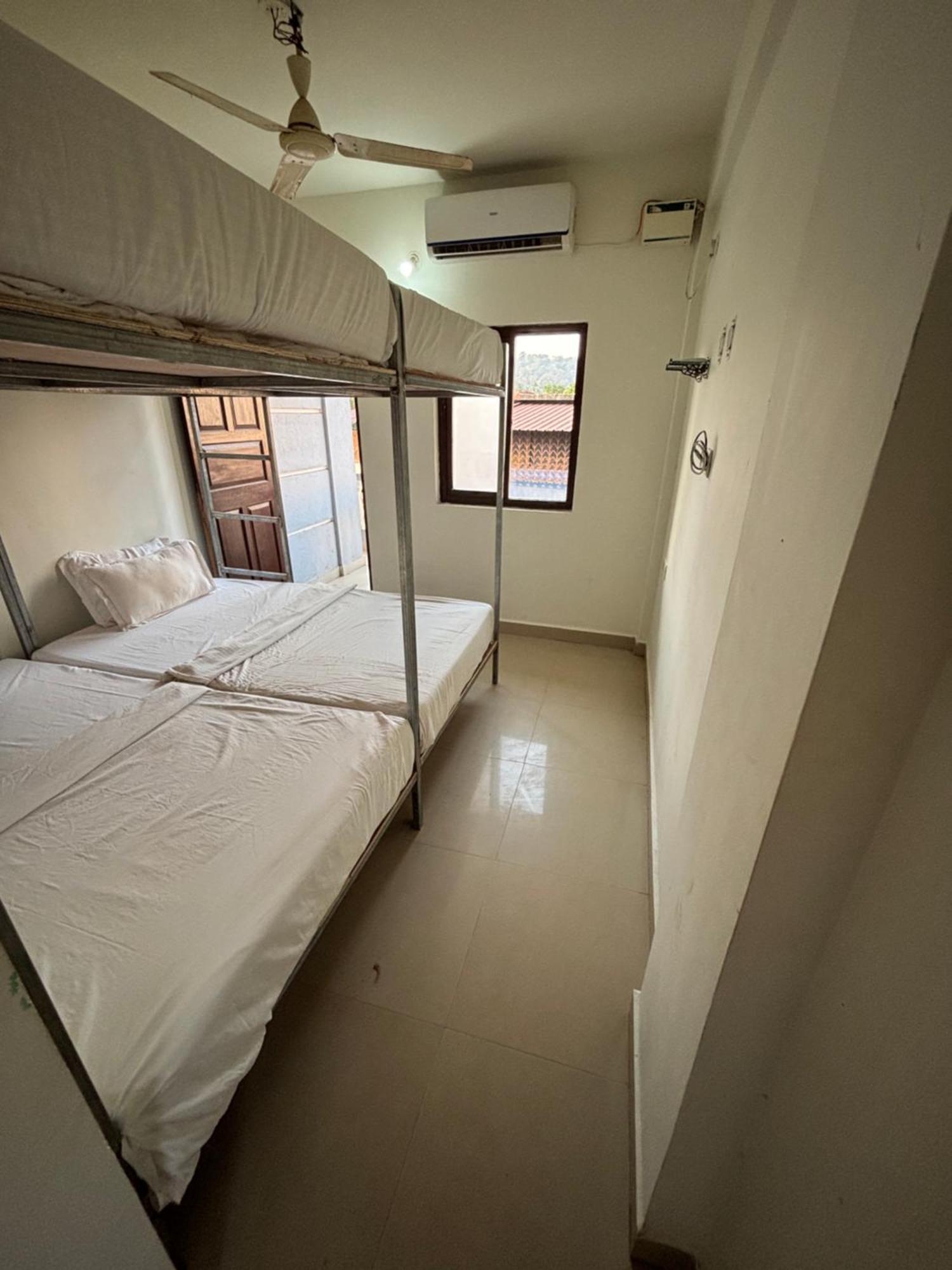 Mehar Rooms Baga Exteriér fotografie